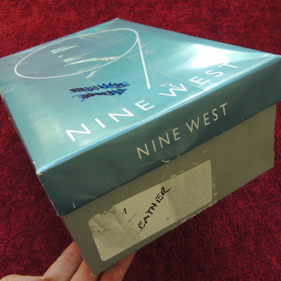 SOLD! New! Black NINE WEST high heels - Picture 6 of 6